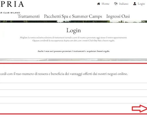 2. Inserisci il tuo numero di tessera del Club (8 cifre) e il cognome, clicca su "Login"