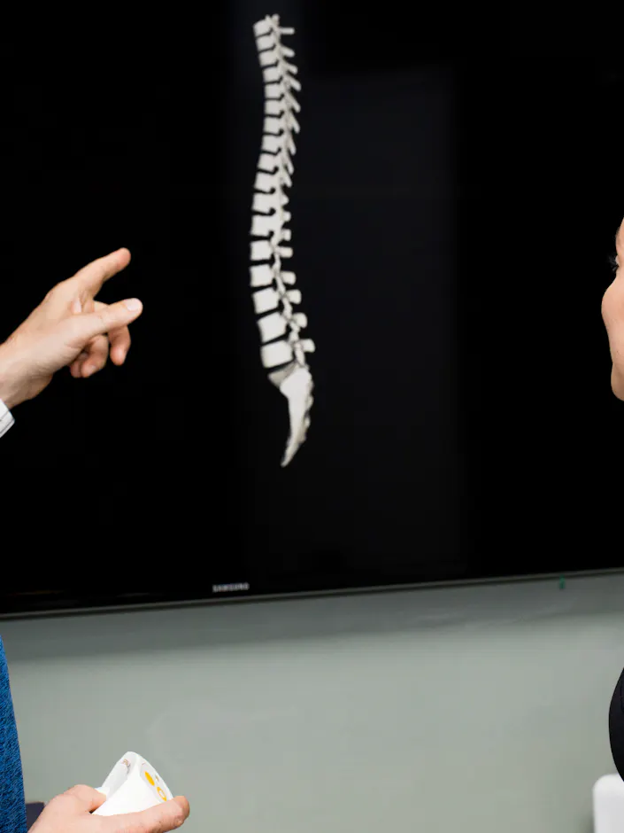 Das individuelle, ganzheitliche Konzept ermöglicht eine Verbesserung aller Aspekte von Gesundheit und Wohlbefinden. Unsere Experten analysieren Ihren körperlichen Zustand und unterstützen Ihr Immunsystem mit maßgeschneiderter Beratung und Training.