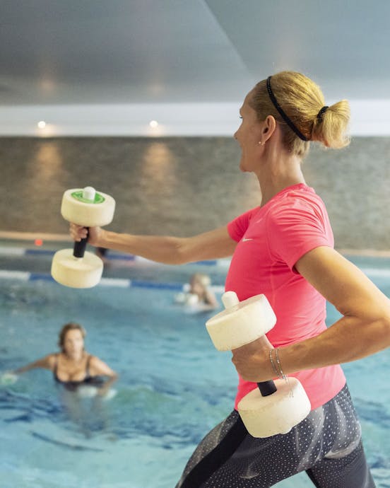 Les 5 meilleurs exercices fitness dans leau