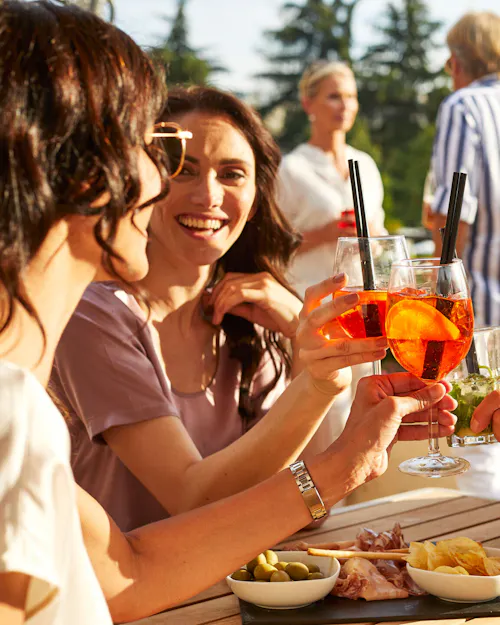 Socialise and network