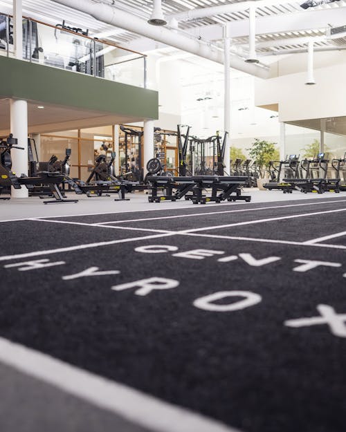 BRANDNEUE TRAININGSFLÄCHE