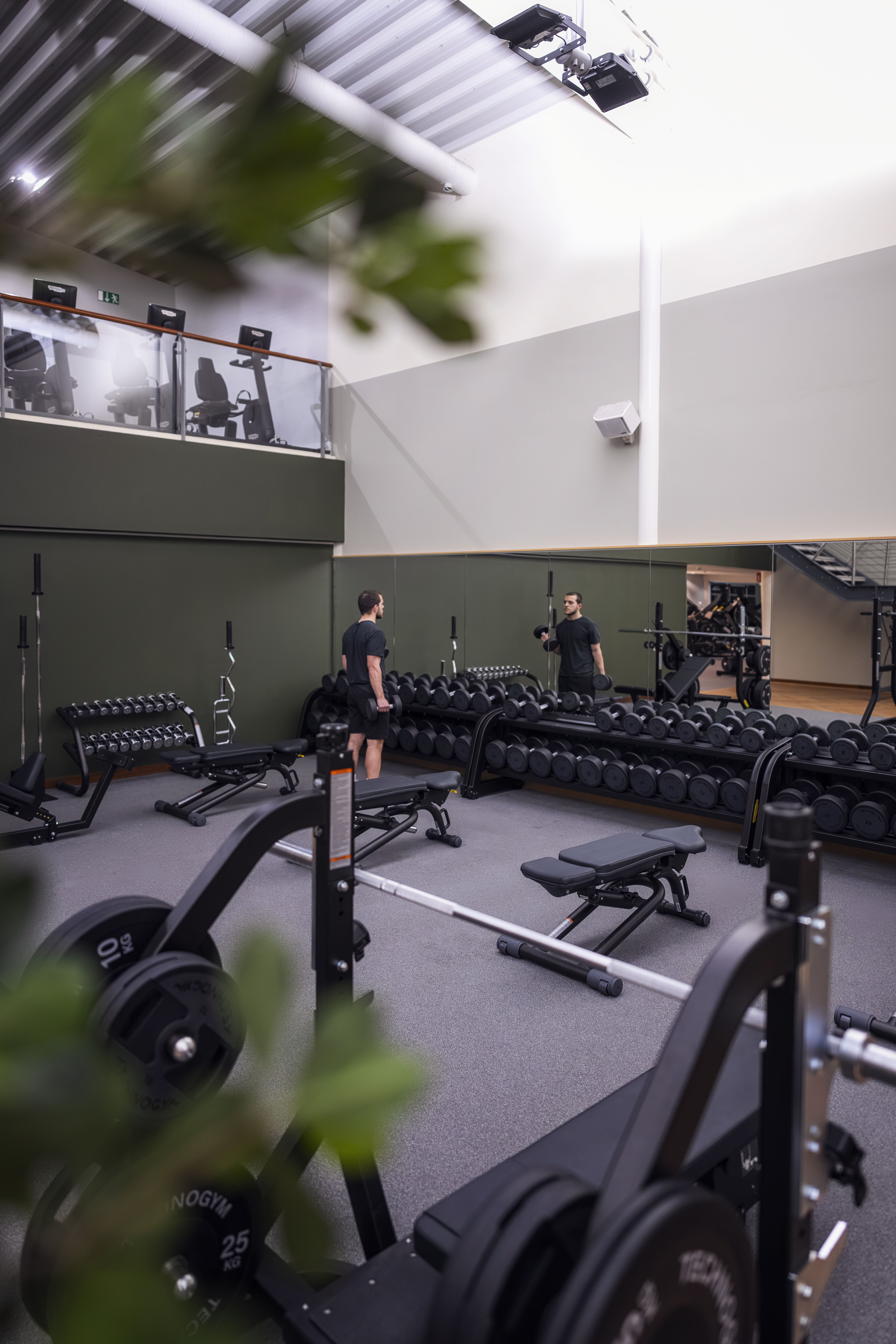 FITNESS ON TWO LEVELS