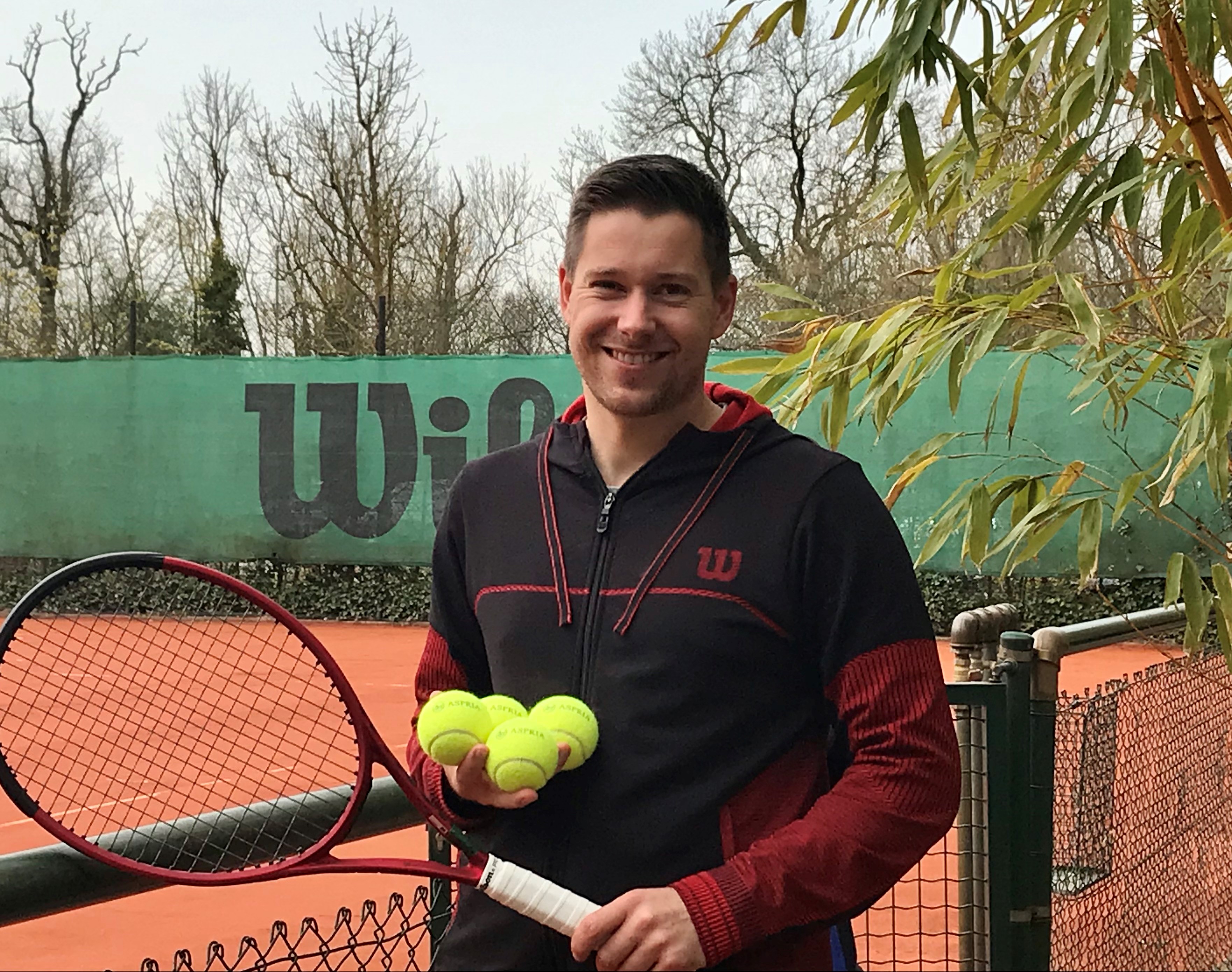 Aufschlag Aspria: Tennis lernen leicht gemacht