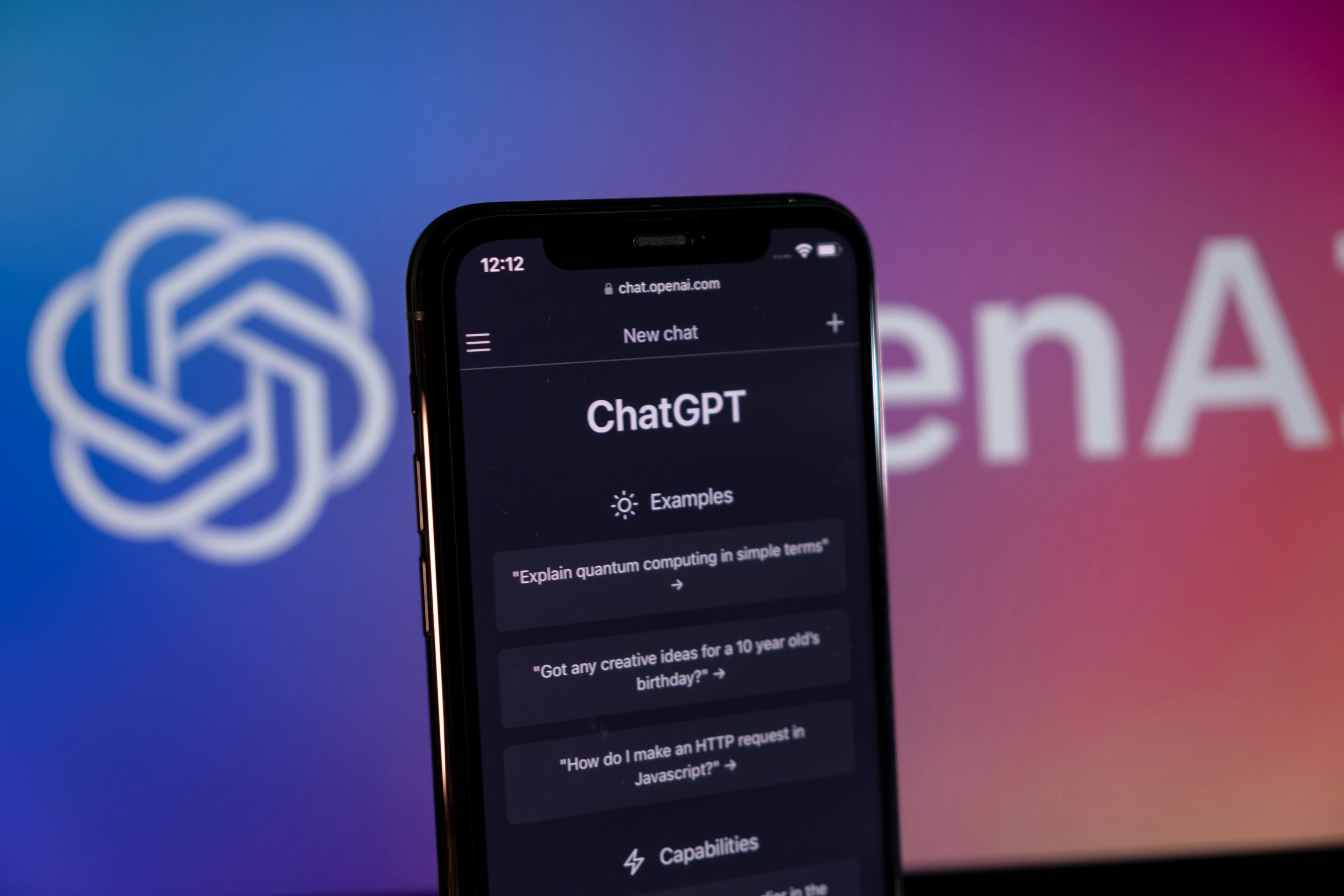 O cenário digital vivencia mais um marco histórico com o lançamento do ChatGPT versão 5.