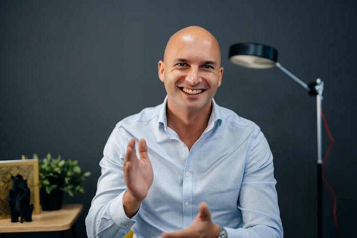 B4 Motion CEO