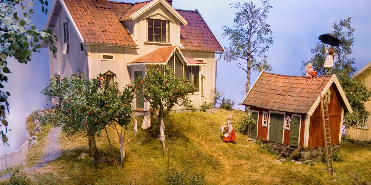 Junibacken sett från Sagotåget på Junibacken