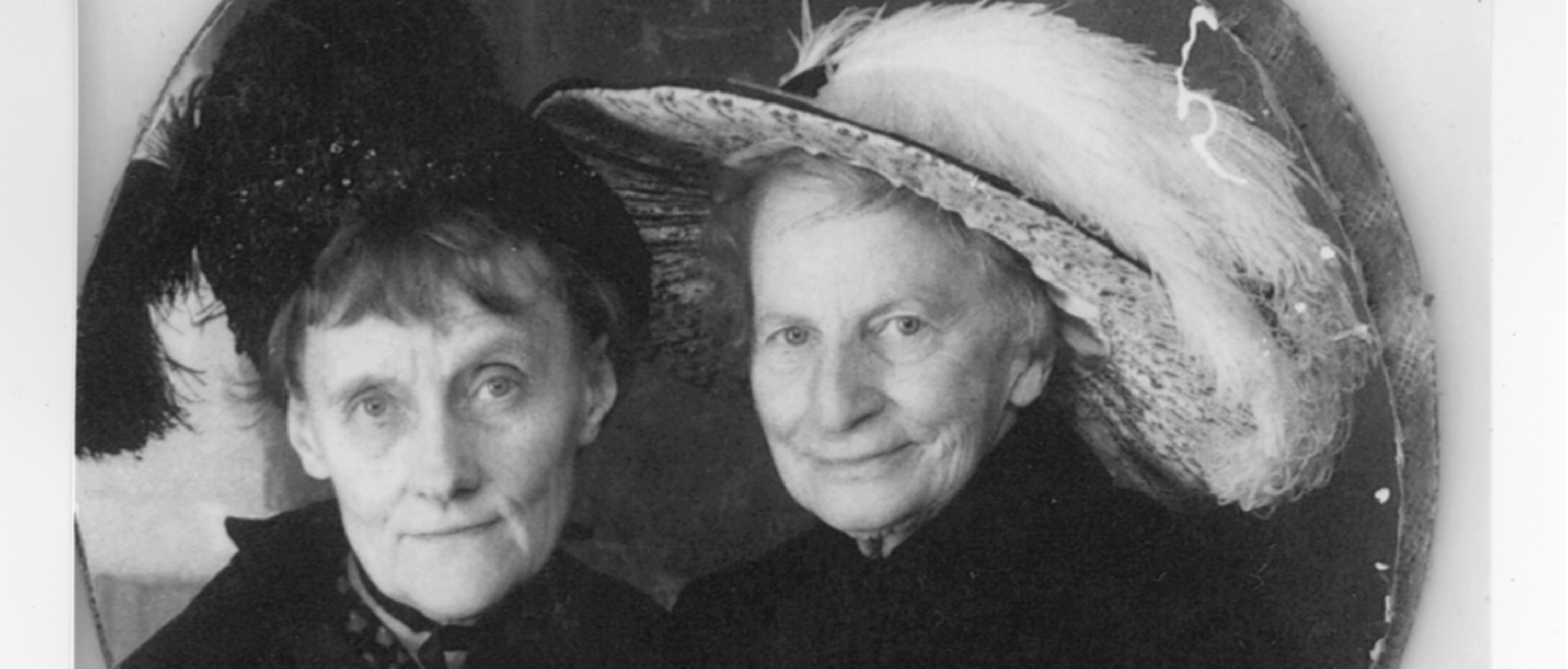 Astrid och Elsa Olenius