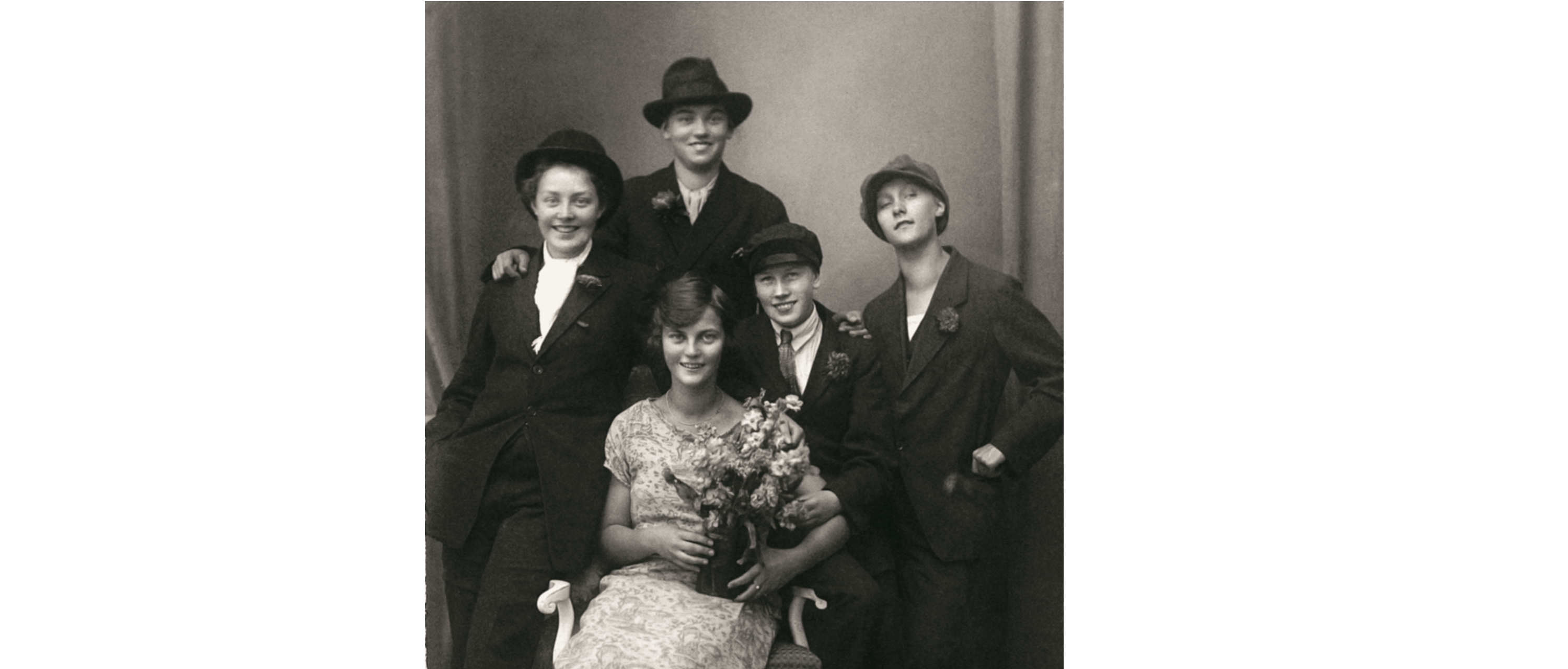 Astrid och med vänner 1924