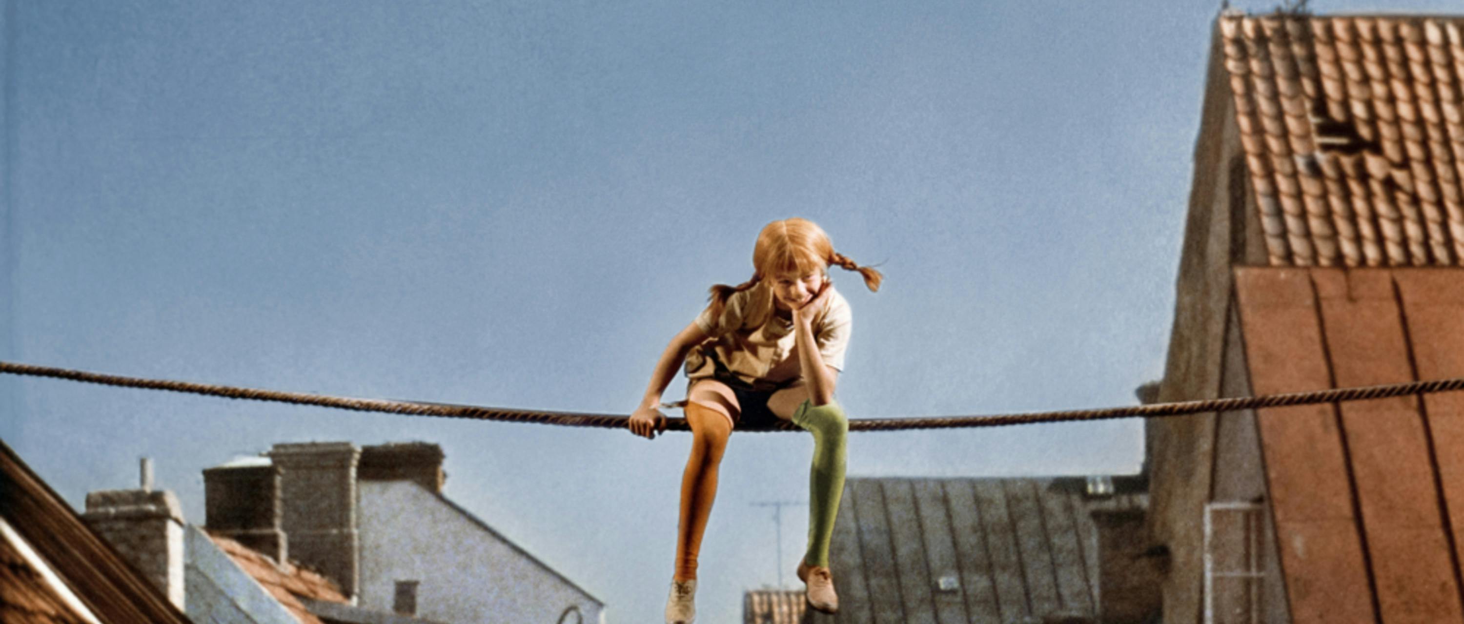 Ⓒ AB Svensk Filmindustri Pippi sitter på lina