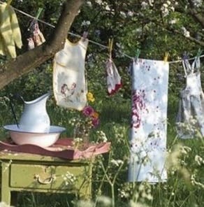 chemise broderie en train de secher atelier unes