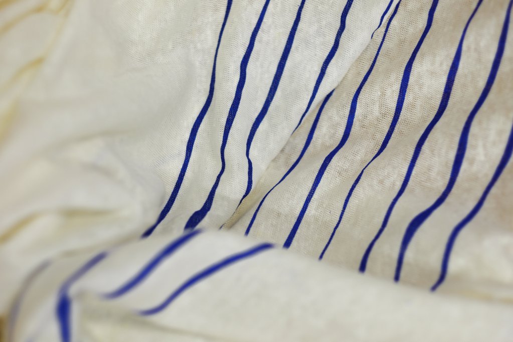 focus marinière lignes bleues, un basique atelier unes de votre garde-robe