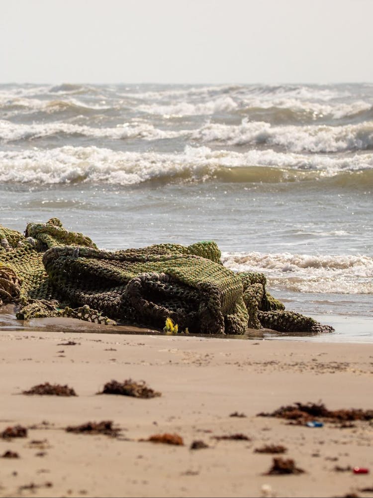Filet de pêche sur plage