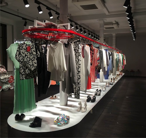 Clothing Conveyor photo 1