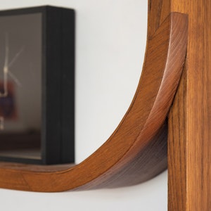 Chestnut Bookcase detail 2