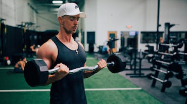 7 Best Biceps Exercises For Men- Easy home workouts - blog poster