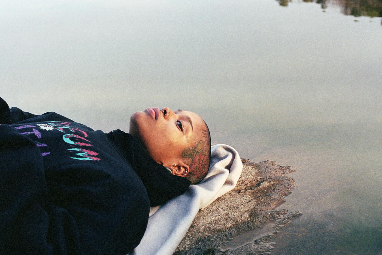 (dey/dem): a choreo-doc