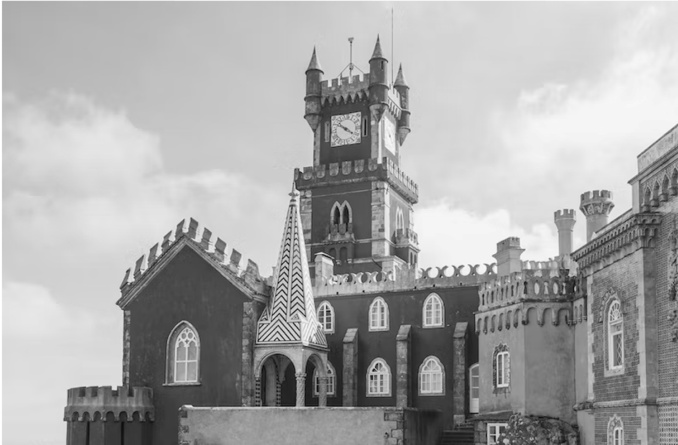 An image depicting a historic building in Portgal.