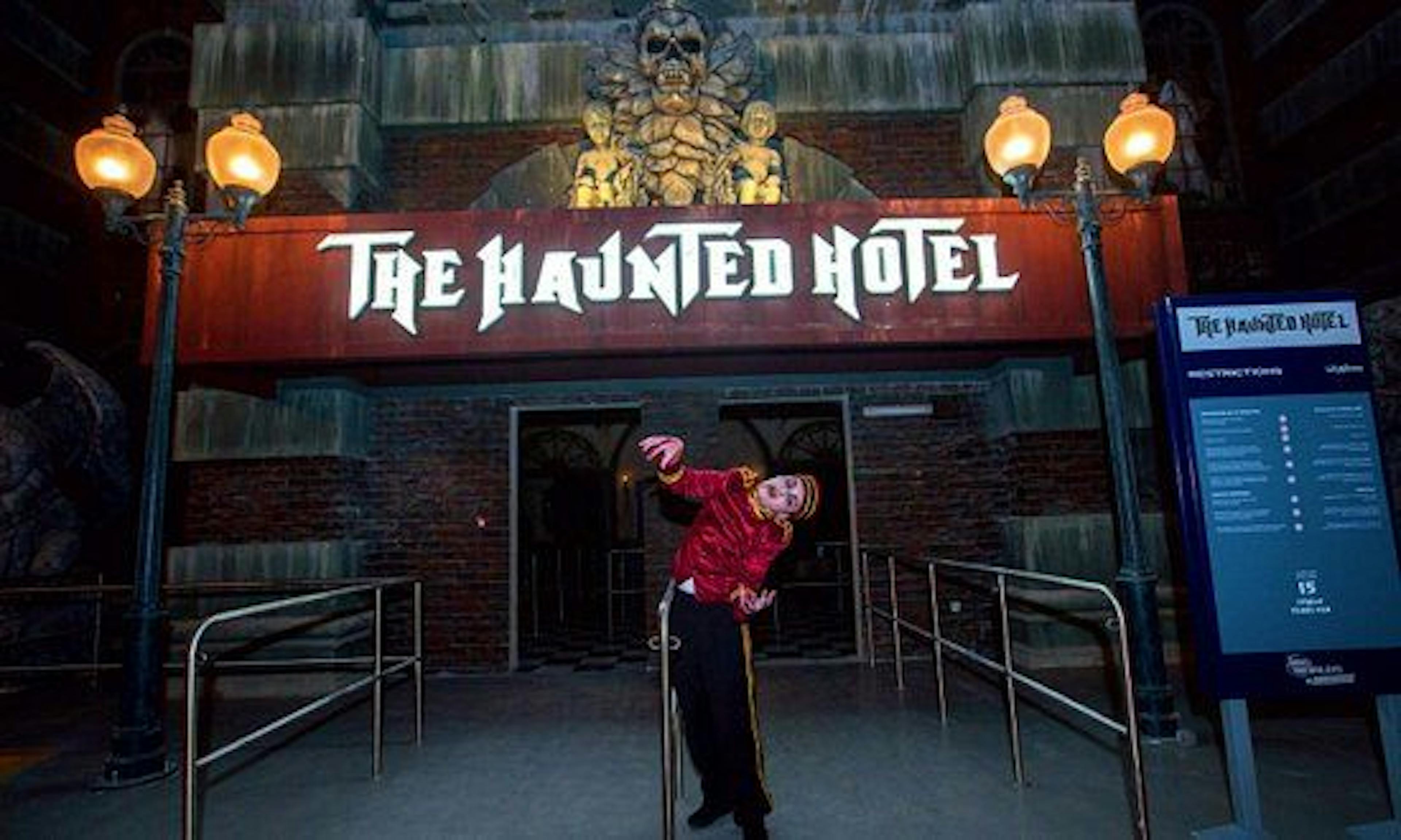 Enterence of the Haunted hoel.