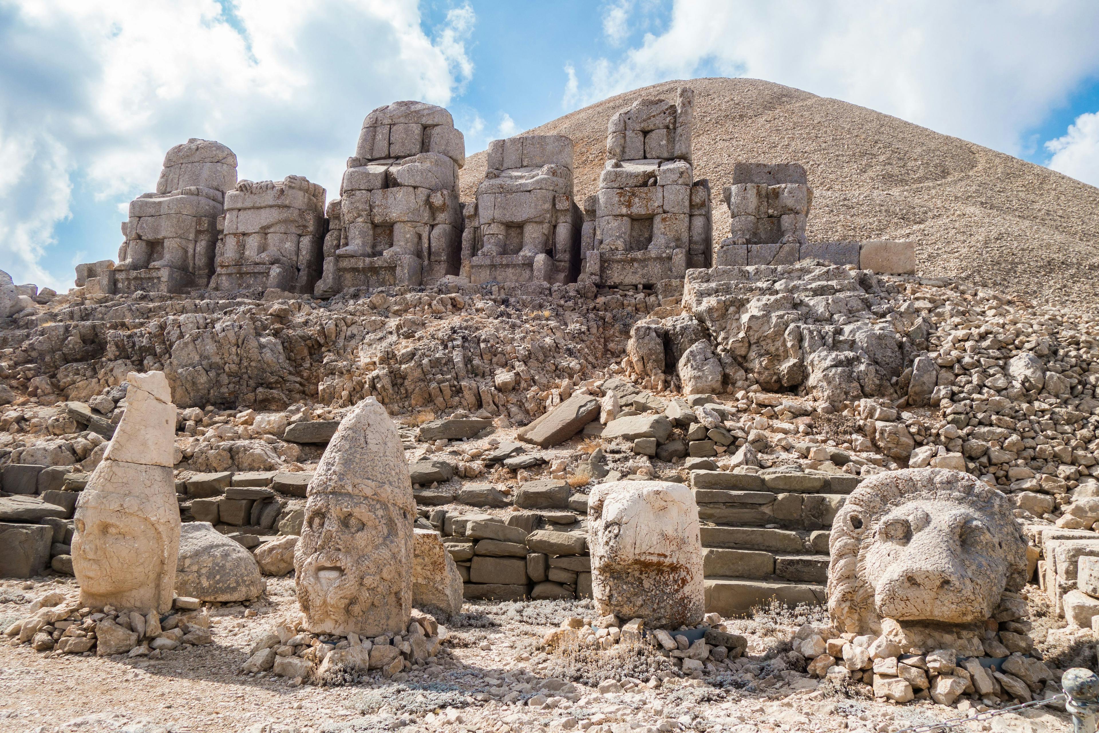 The beautiful ancient ruins of the heads in Nemrut in Turkey.