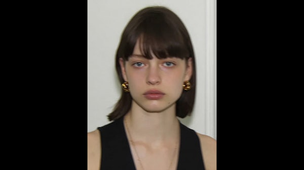 Fashion editorial concept by Aurélie Aulaire – visual direction