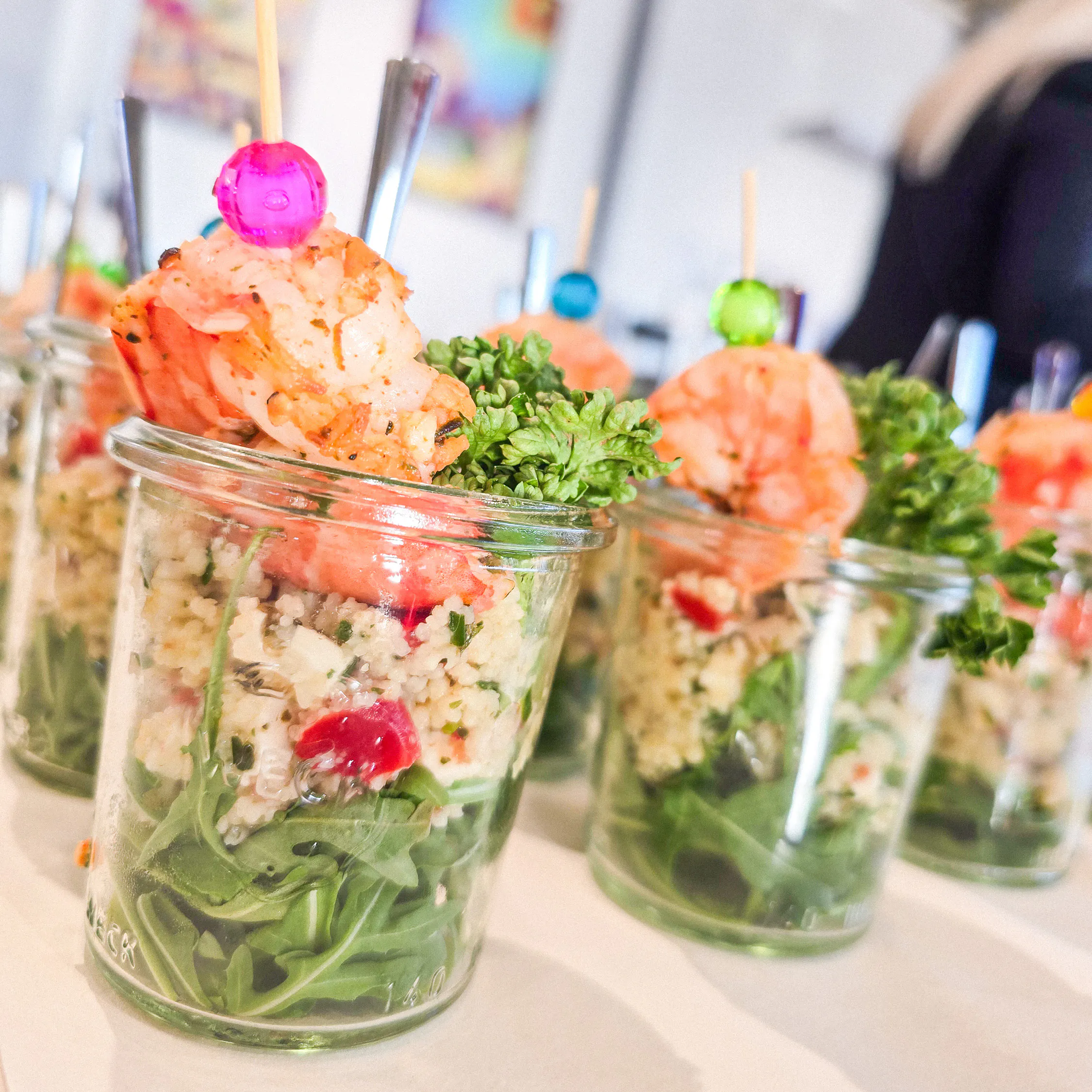 Gläschen mit Couscous , Rucola und Garnelen bei unserem Räderwechsel Brunch