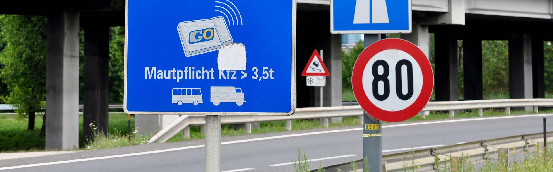 stock.adobe.com | photo 5000