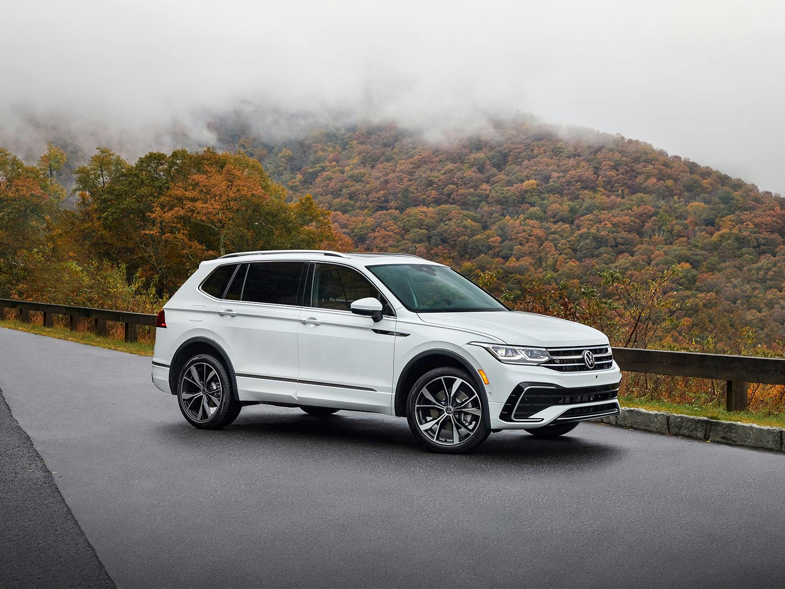 Advantages of Buying a Used Car From a Dealership