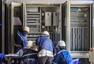 PLC, PAC or IPC? PLC, PAC or IPC?