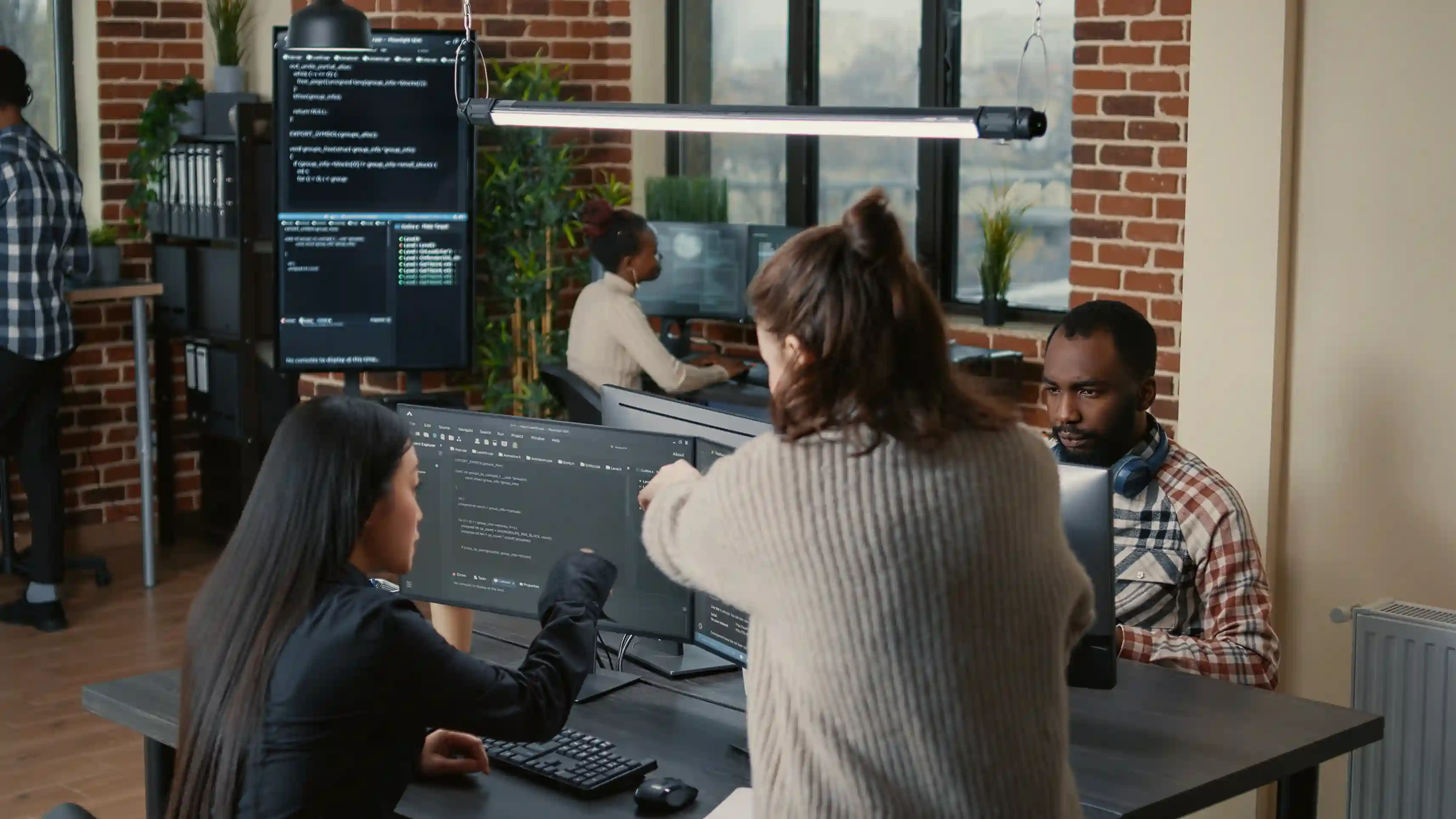 The key differences between a software engineer vs a developer - Avalith