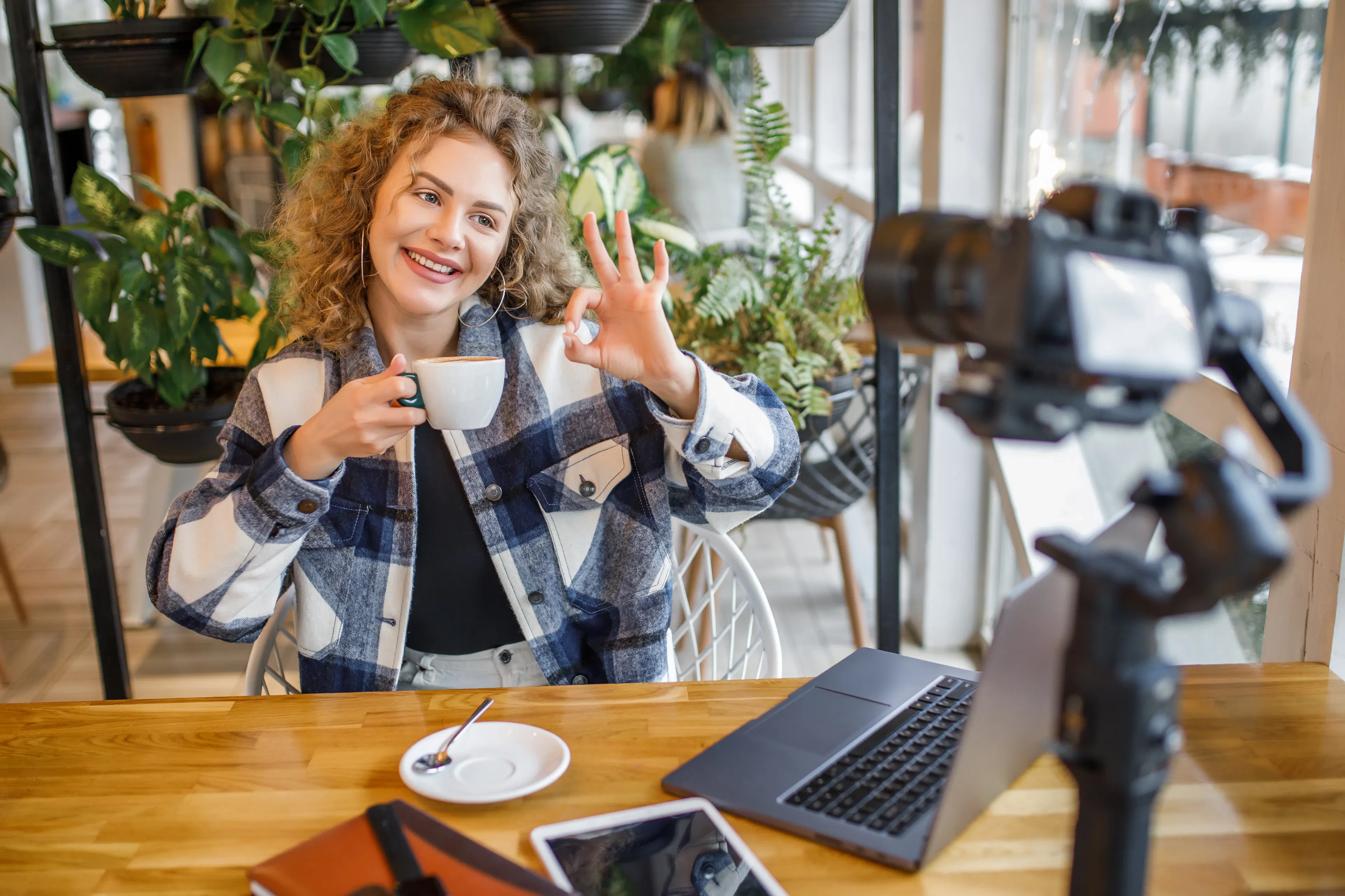 woman blogger
