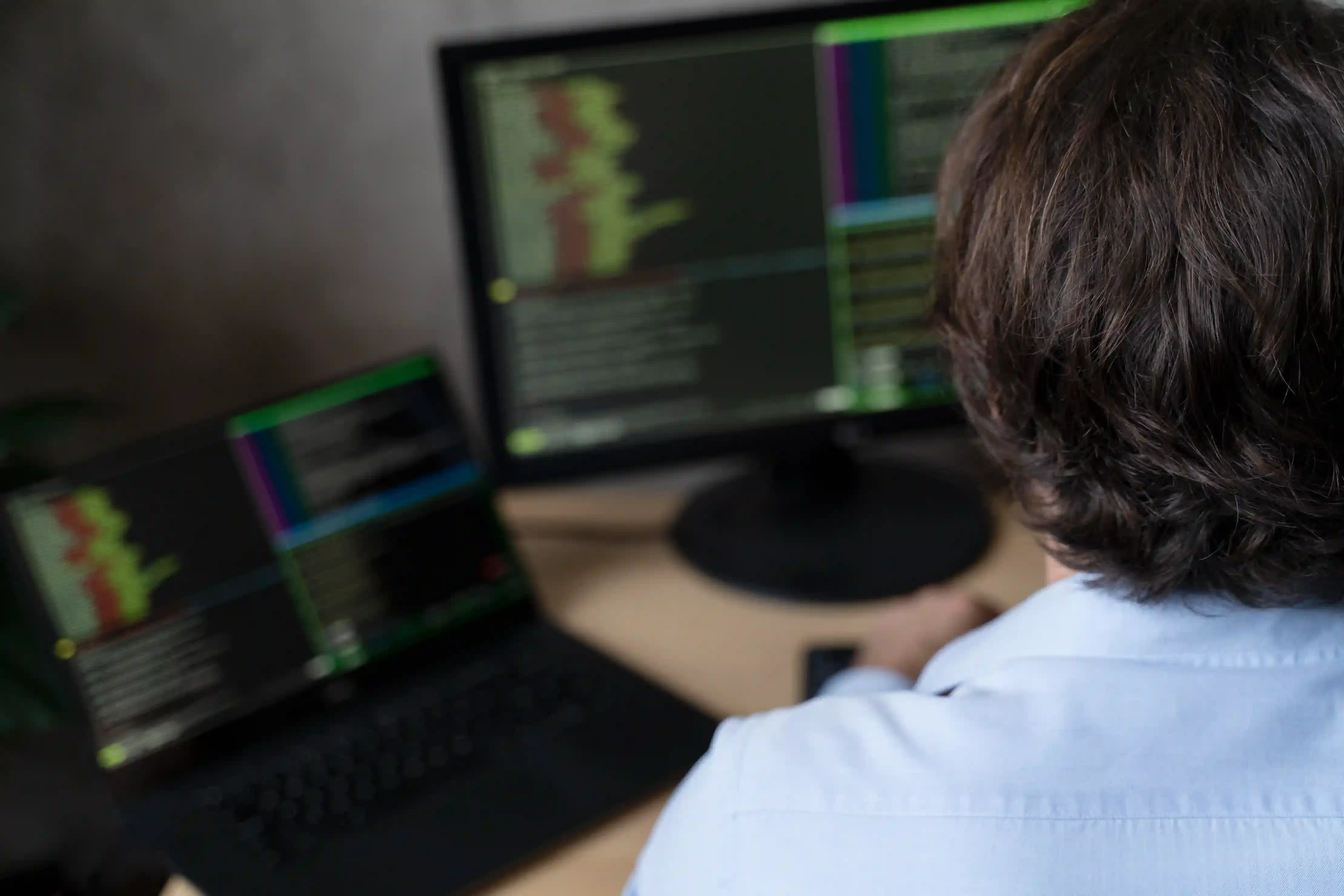 CLOSE UP PROGRAMMER