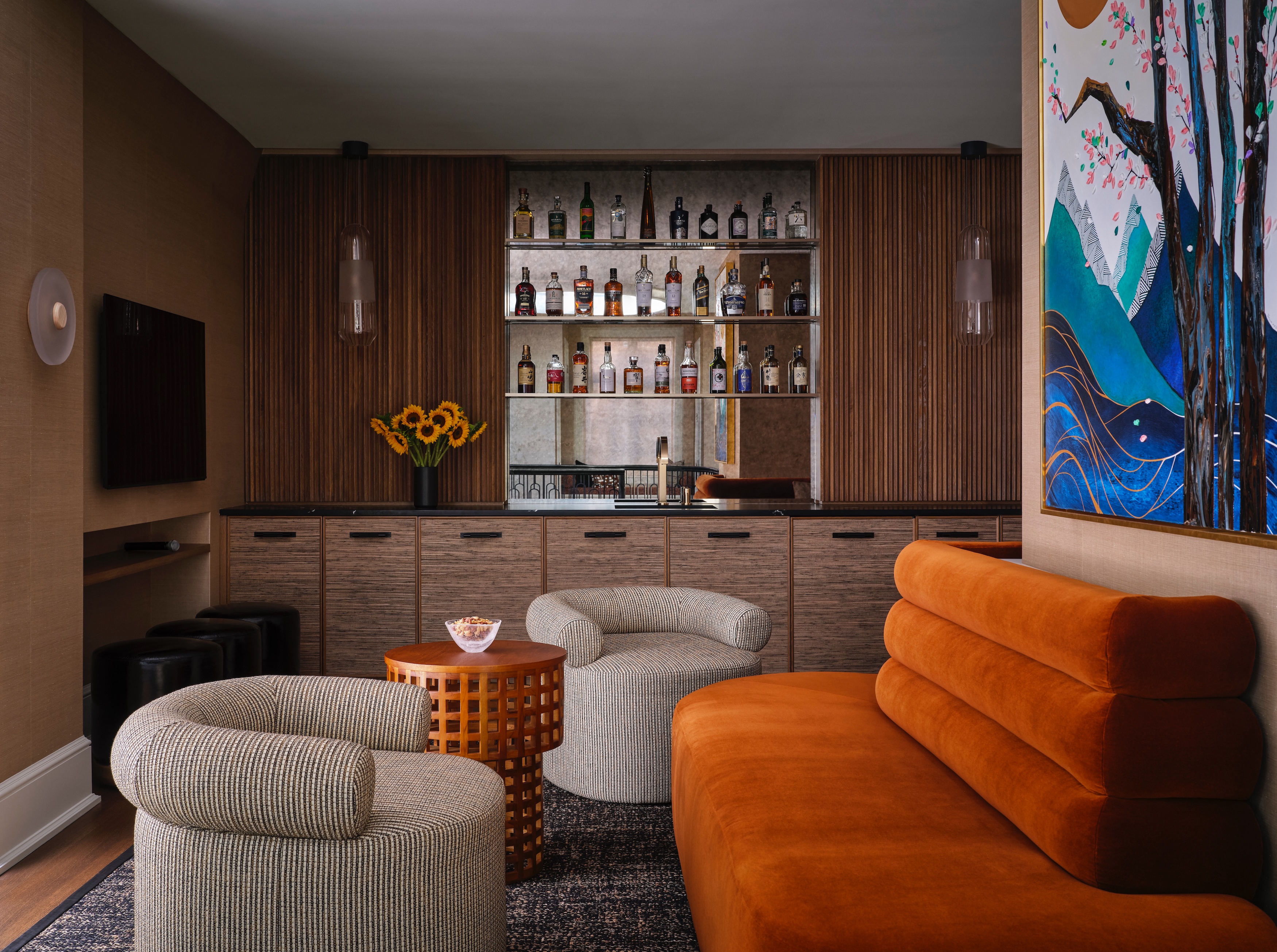 Abrams-Valenti-Luxury-Interior-Design-Lakewood-Bar