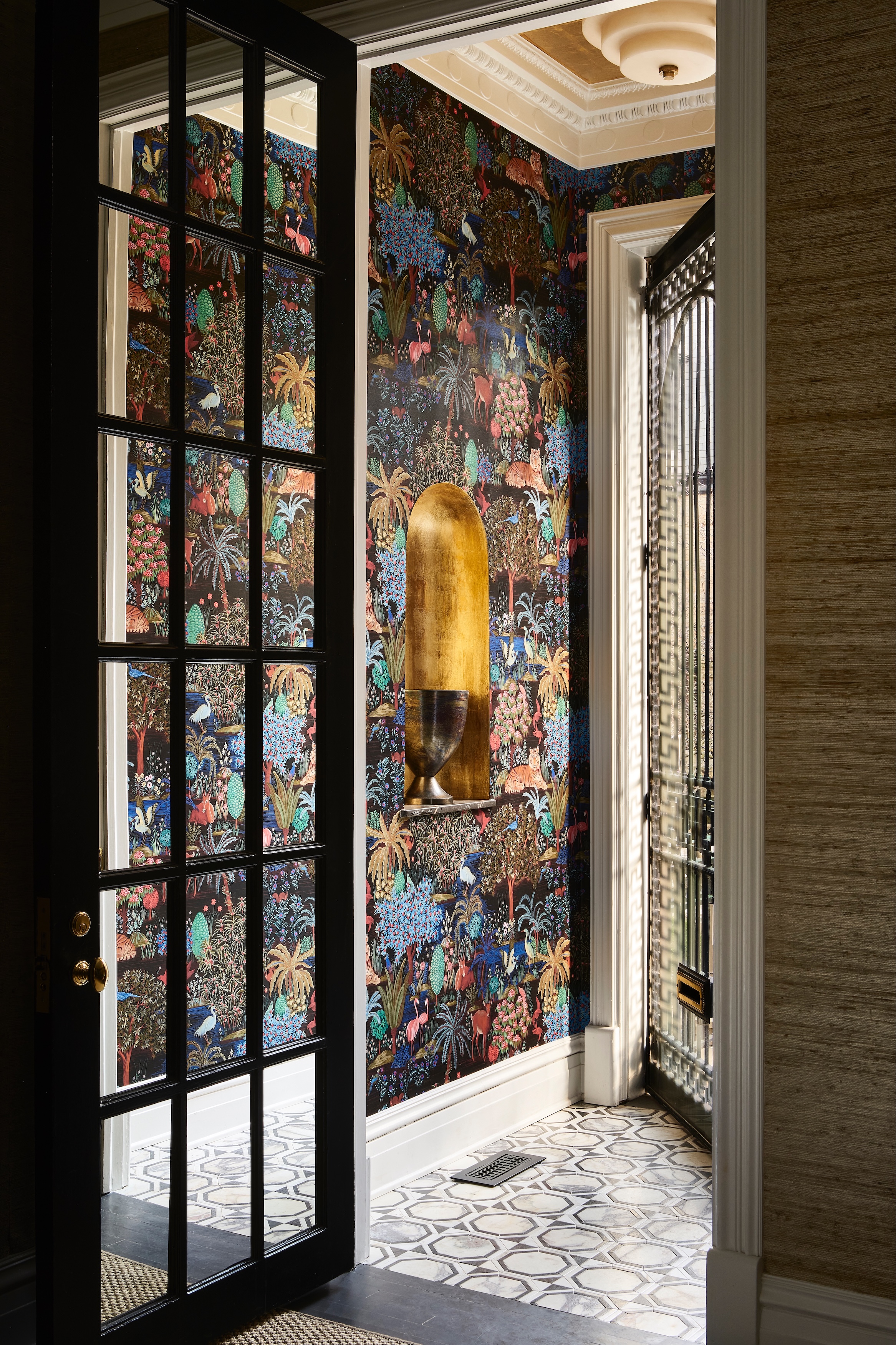 Abrams-Valenti-Luxury-Interior-Design-Elm-Entryway