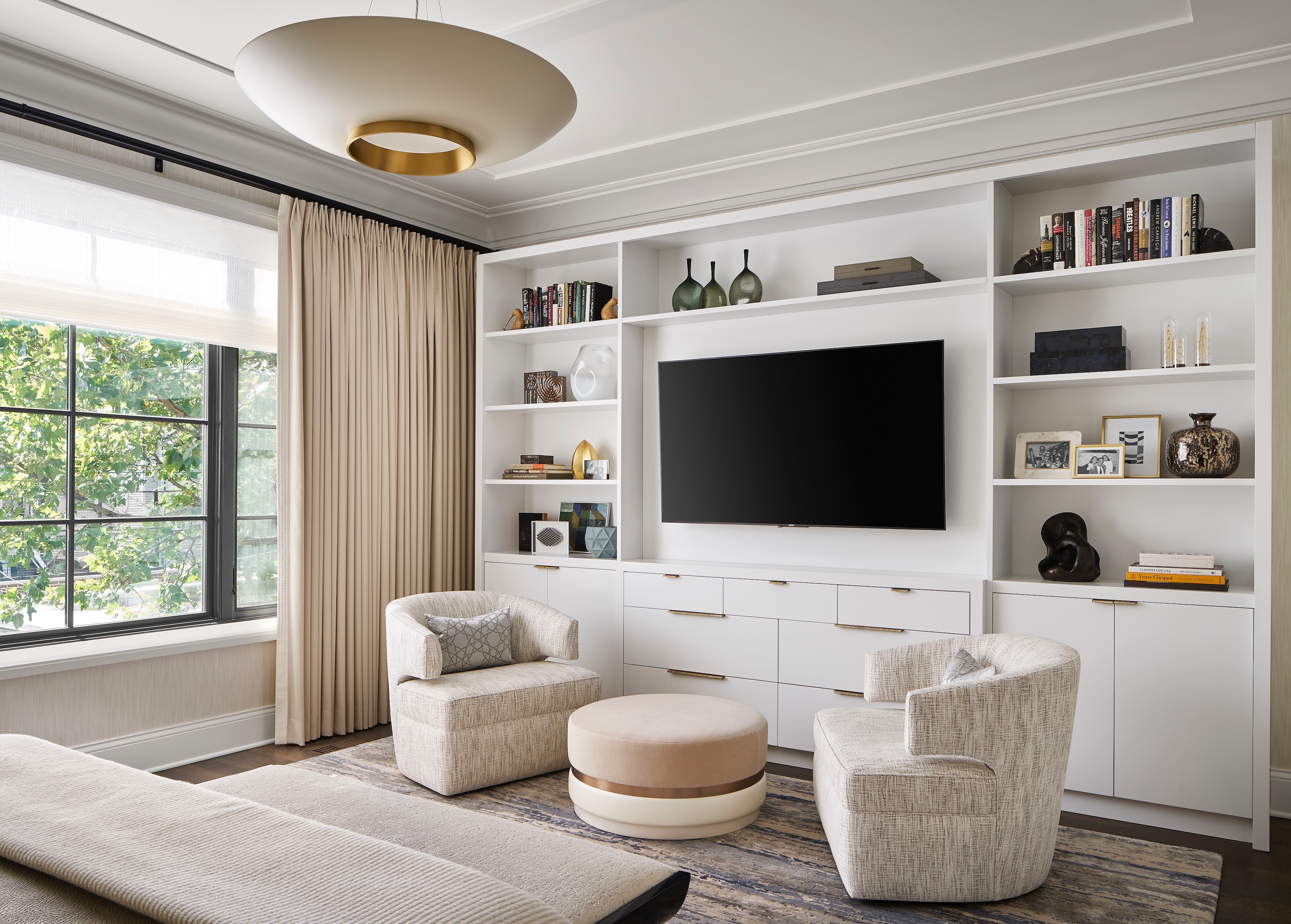 Abrams-Valenti-Luxury-Interior-Design-Fremont-Master-Bedroom-Reading-Chairs