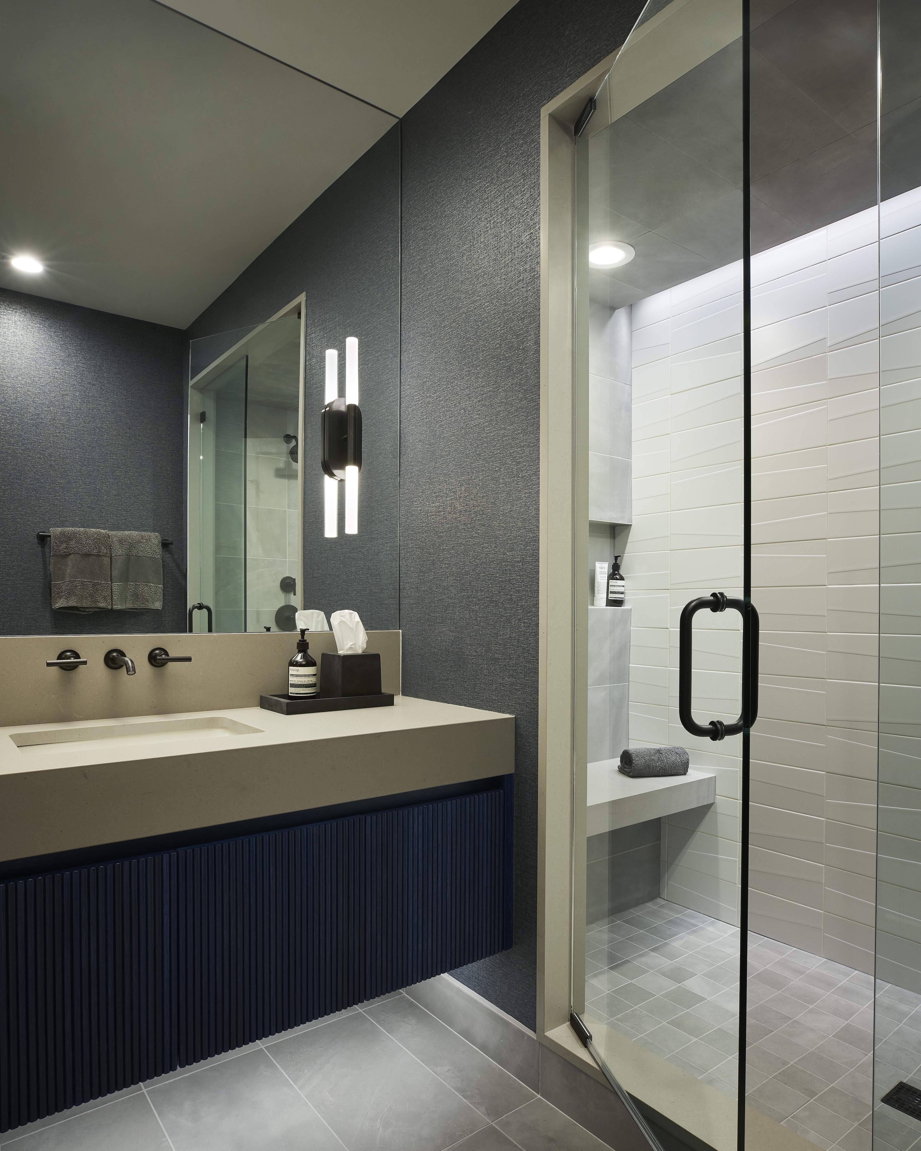 Abrams-Valenti-Luxury-Interior-Design-Honore-Modern-Half-Bathroom