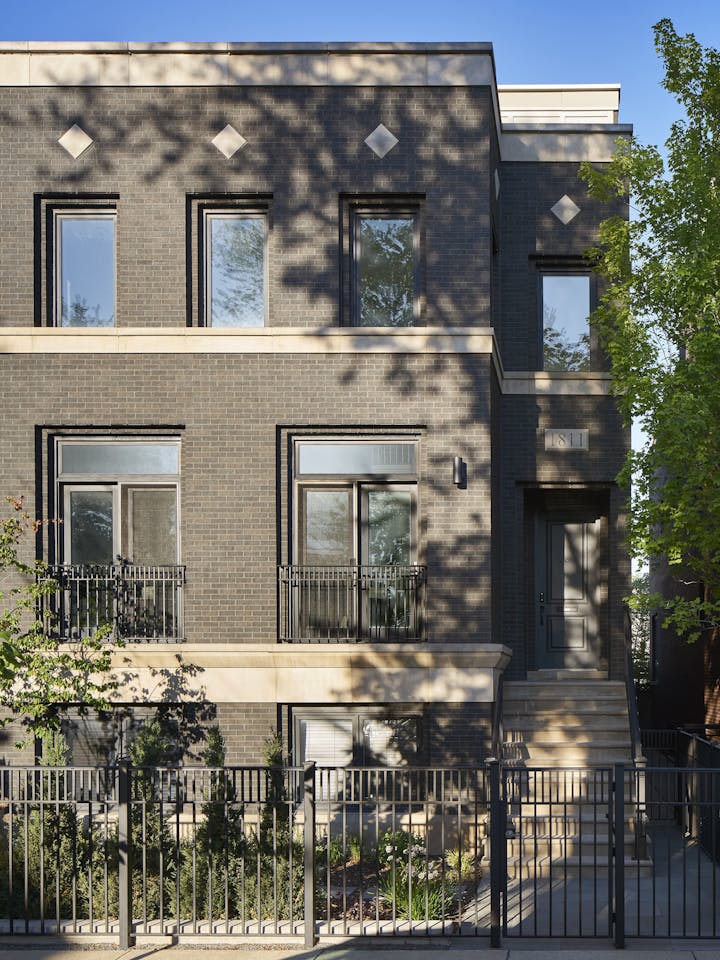 Abrams-Valenti-Luxury-Interior-Design-Honore-Modern-Exterior