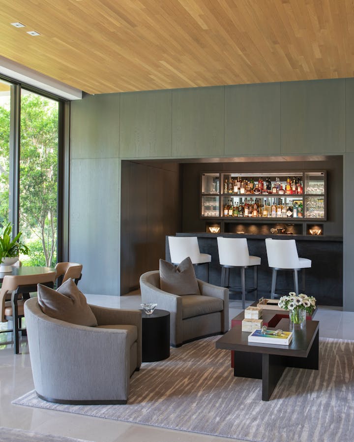 Abrams-Valenti-Luxury-Interior-Design-Miami-Bar