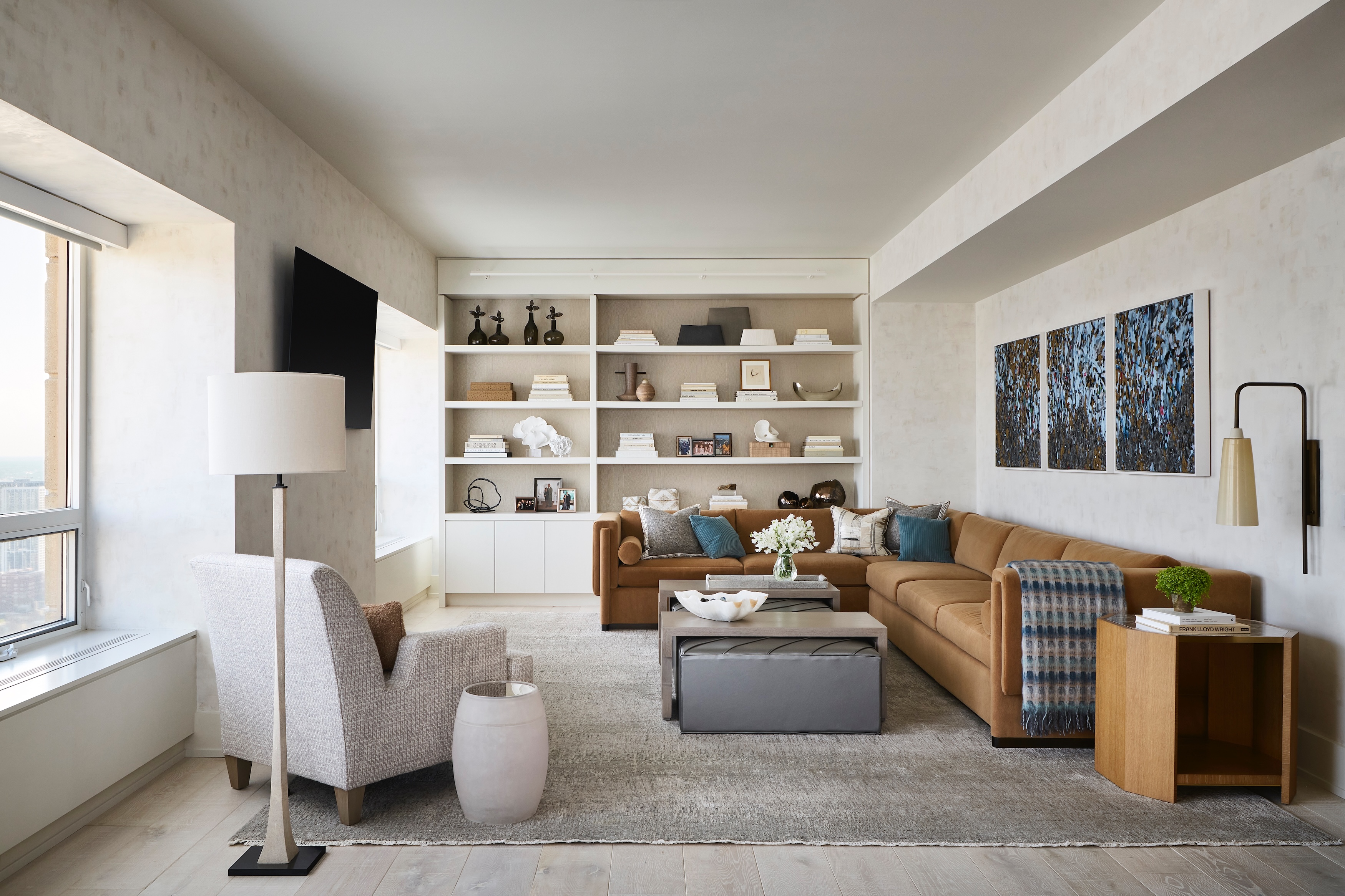 Abrams-Valenti-Luxury-Interior-Design-N-Michigan-Avenue-Family-Room