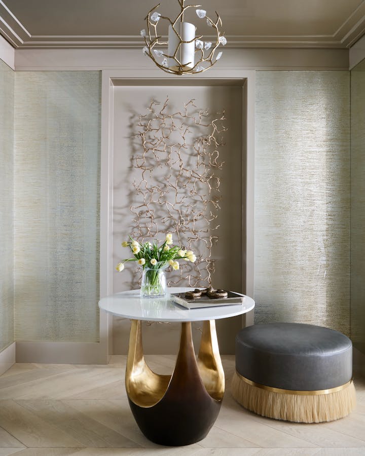 Abrams-Valenti-Luxury-Interior-Design-N-Michigan-Avenue-Entryway