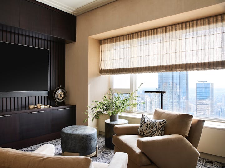 Abrams-Valenti-Luxury-Interior-Design-N-Michigan-Avenue-Lounge