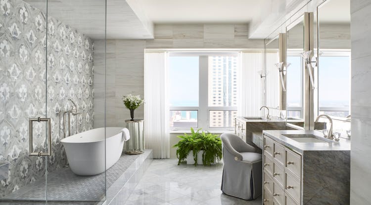 Abrams-Valenti-Luxury-Interior-Design-N-Michigan-Avenue-Master-Bathroom