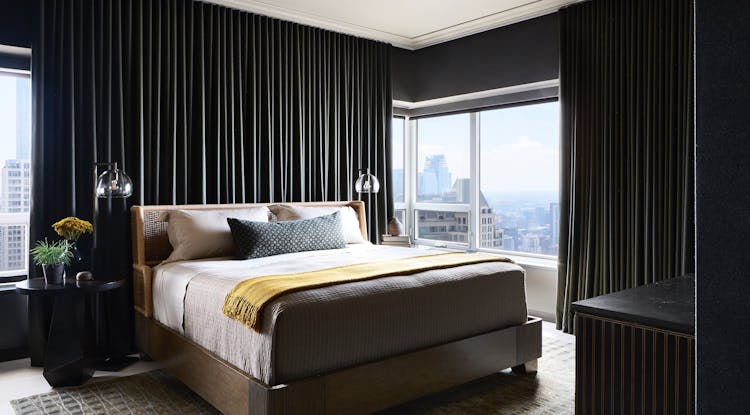 Abrams-Valenti-Luxury-Interior-Design-N-Michigan-Avenue-Master-Bedroom