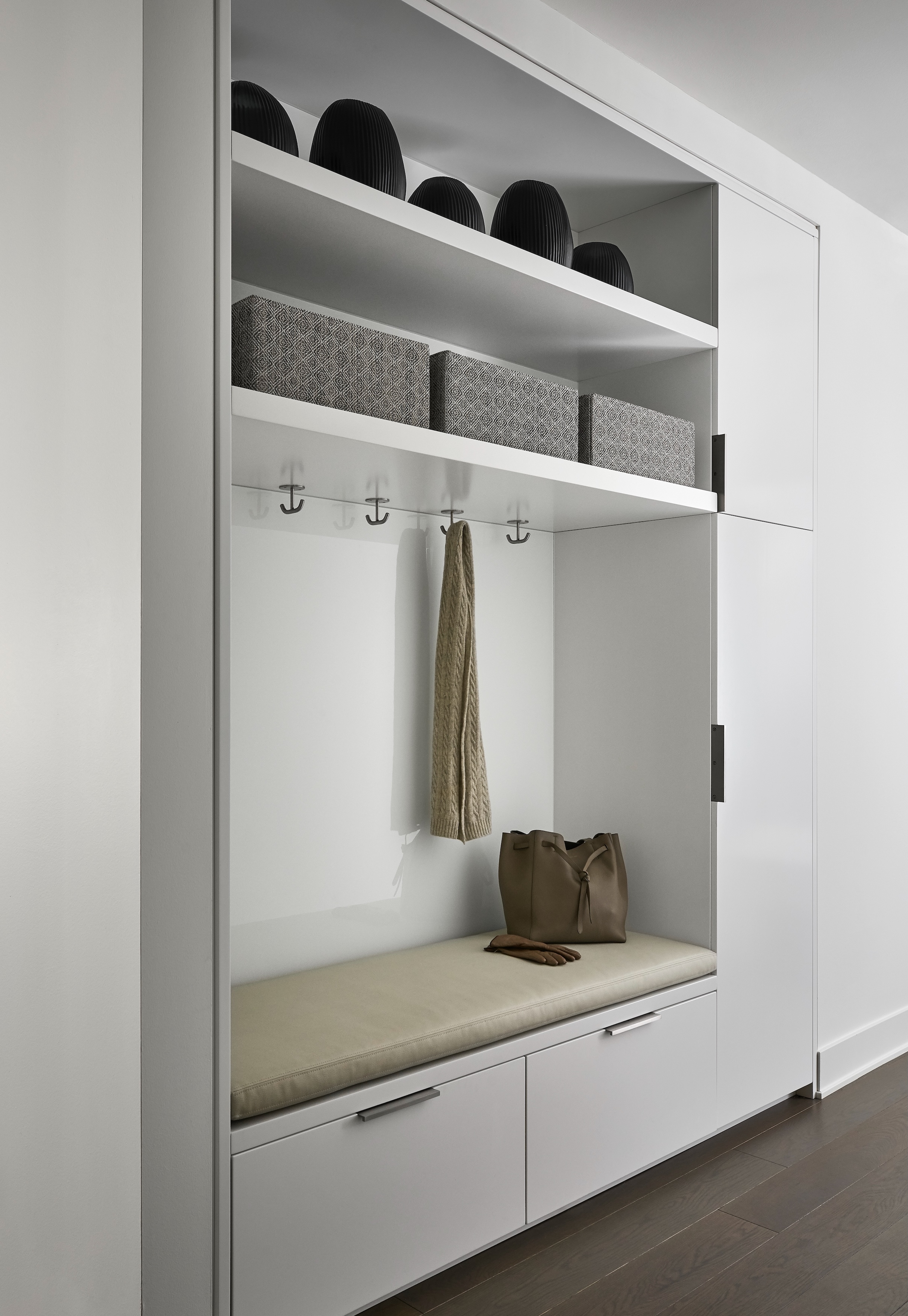 Abrams-Valenti-Luxury-Interior-Design-Renelle-Mudroom