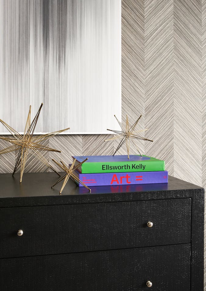 Abrams-Valenti-Luxury-Interior-Design-Superior-Console-Table-Detail