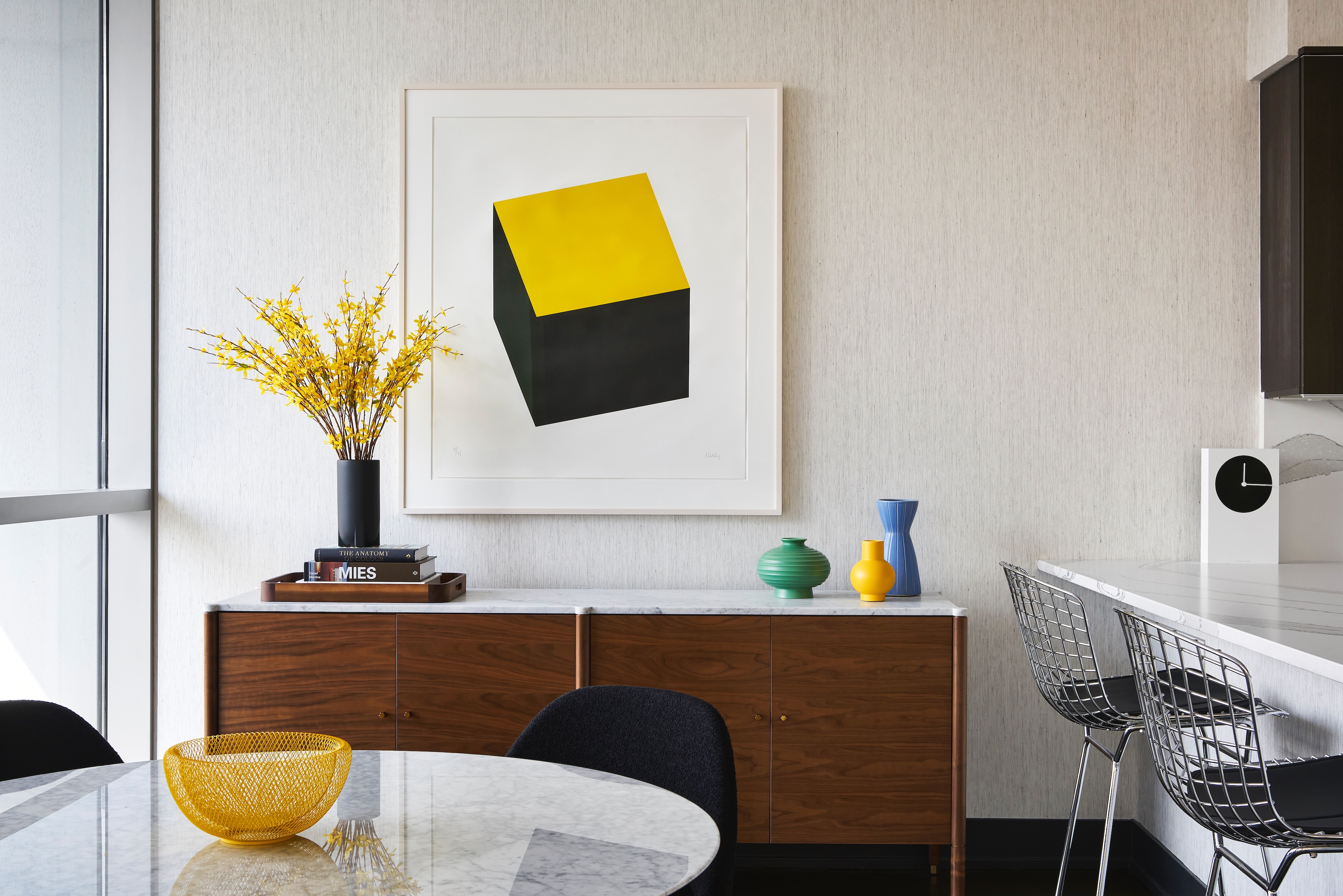 Abrams-Valenti-Luxury-Interior-Design-Superior-Kitchen-Console