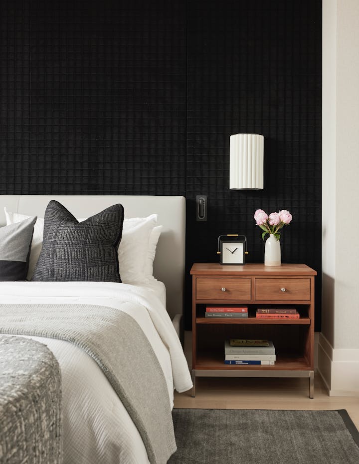 Abrams-Valenti-Luxury-Interior-Design-Willow-Master-Bedroom-Detail