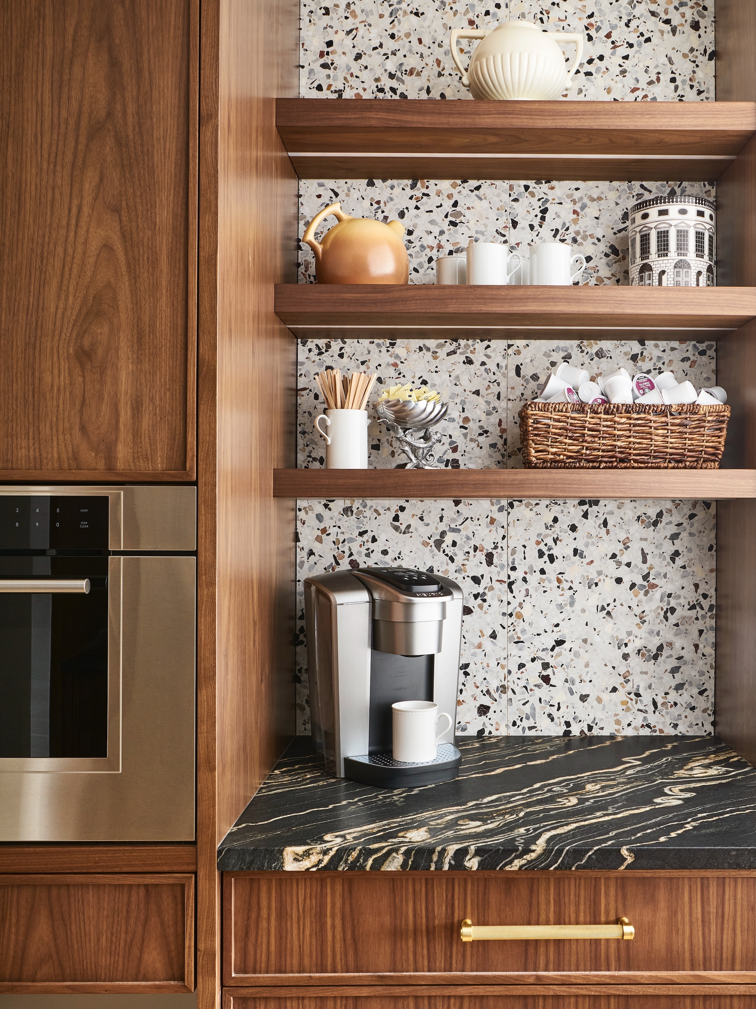 Abrams-Valenti-Luxury-Interior-Design-Coffee-Bar