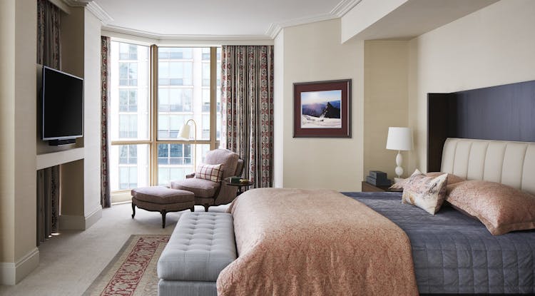 Abrams-Valenti-Luxury-Interior-Design-Wabash-Master-Bedroom