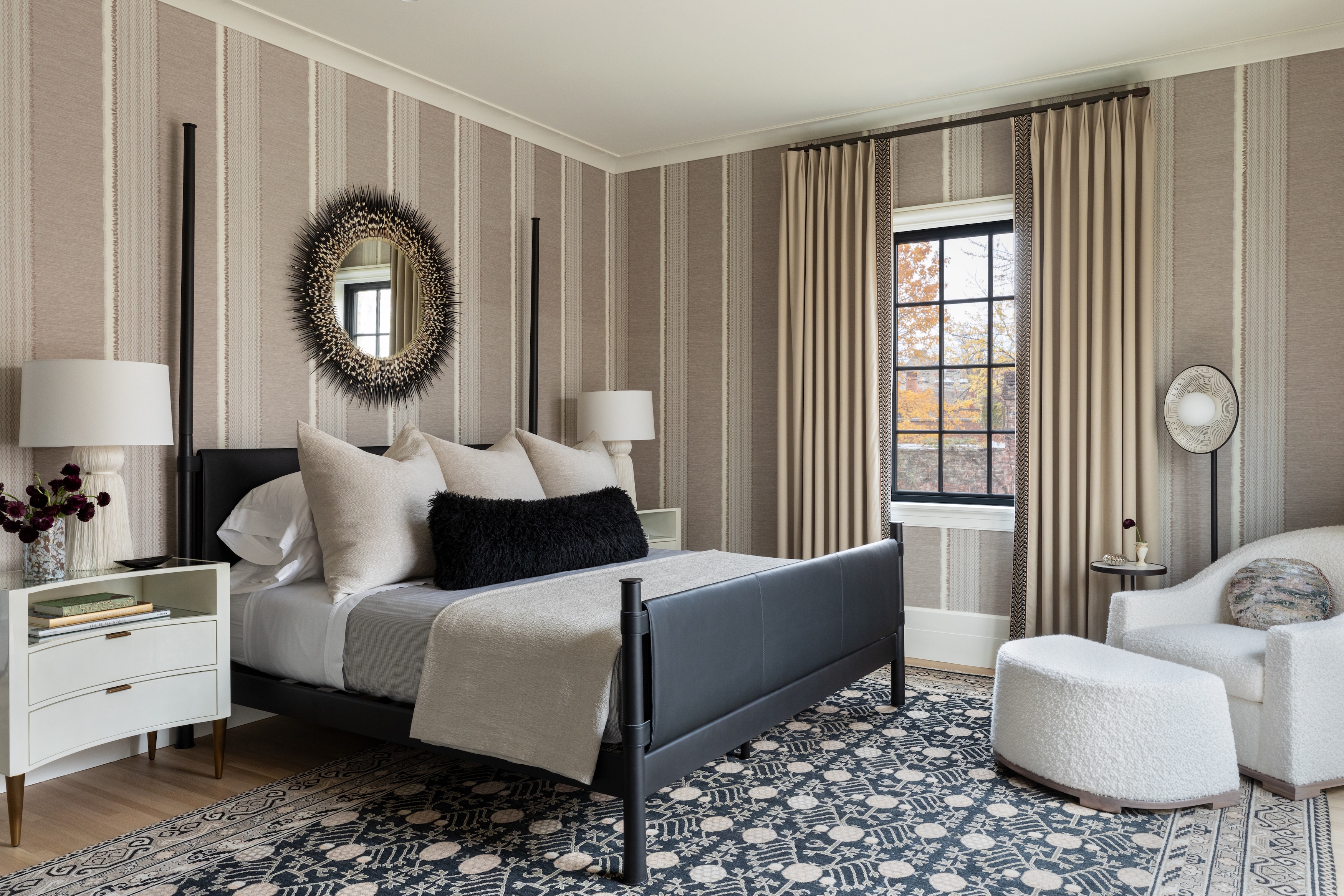 Abrams-Valenti-Luxury-Interior-Design-Burling-Guest-Bedroom