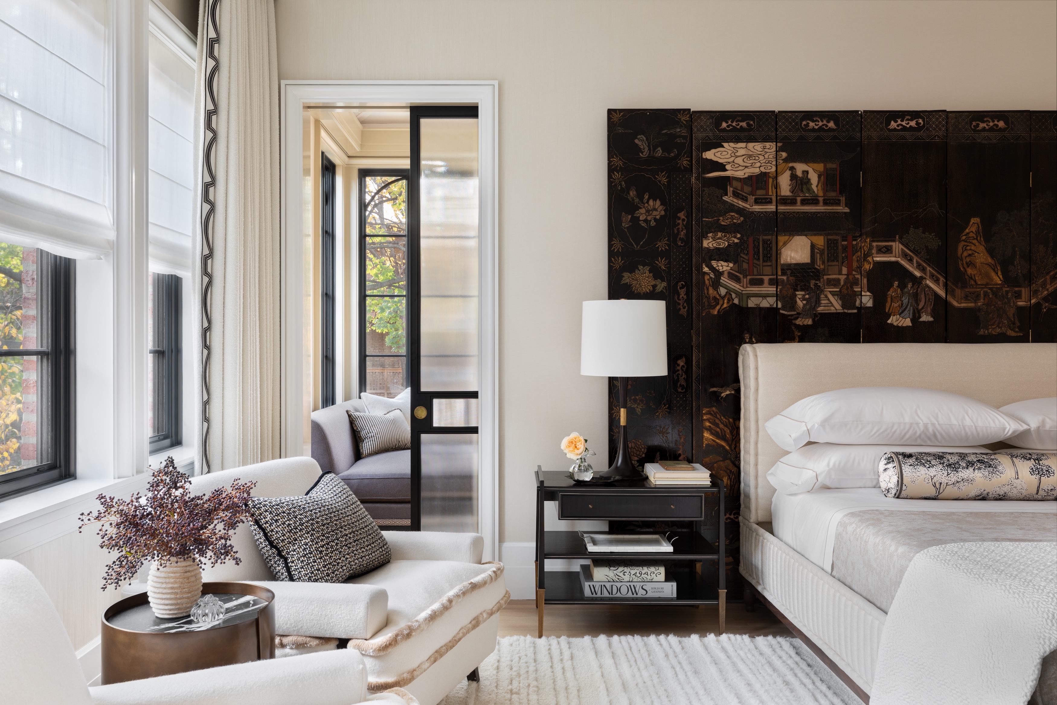 Abrams-Valenti-Luxury-Interior-Design-Burling-Master-Bedroom-Bedside-Table